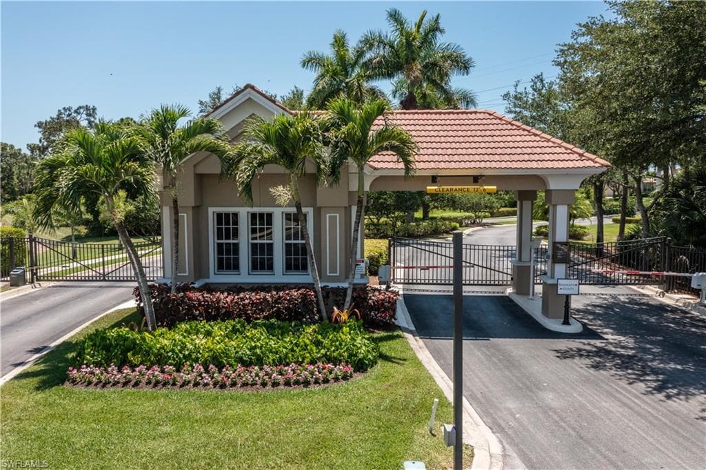 5562 Whispering Willow WAY, FORT MYERS FL 33908-36