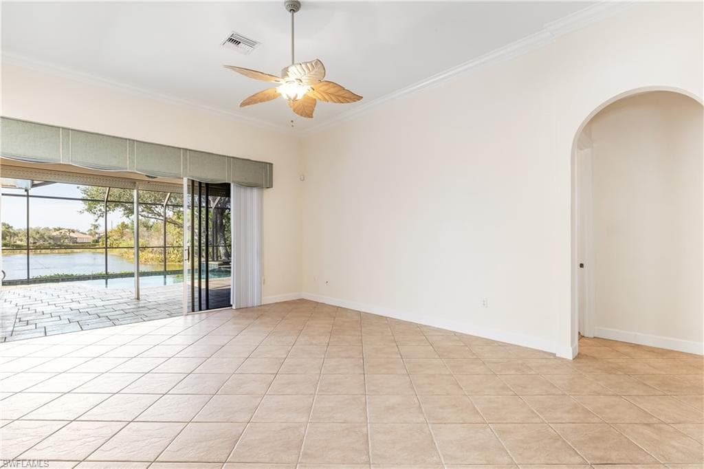 5562 Whispering Willow WAY, FORT MYERS FL 33908-3