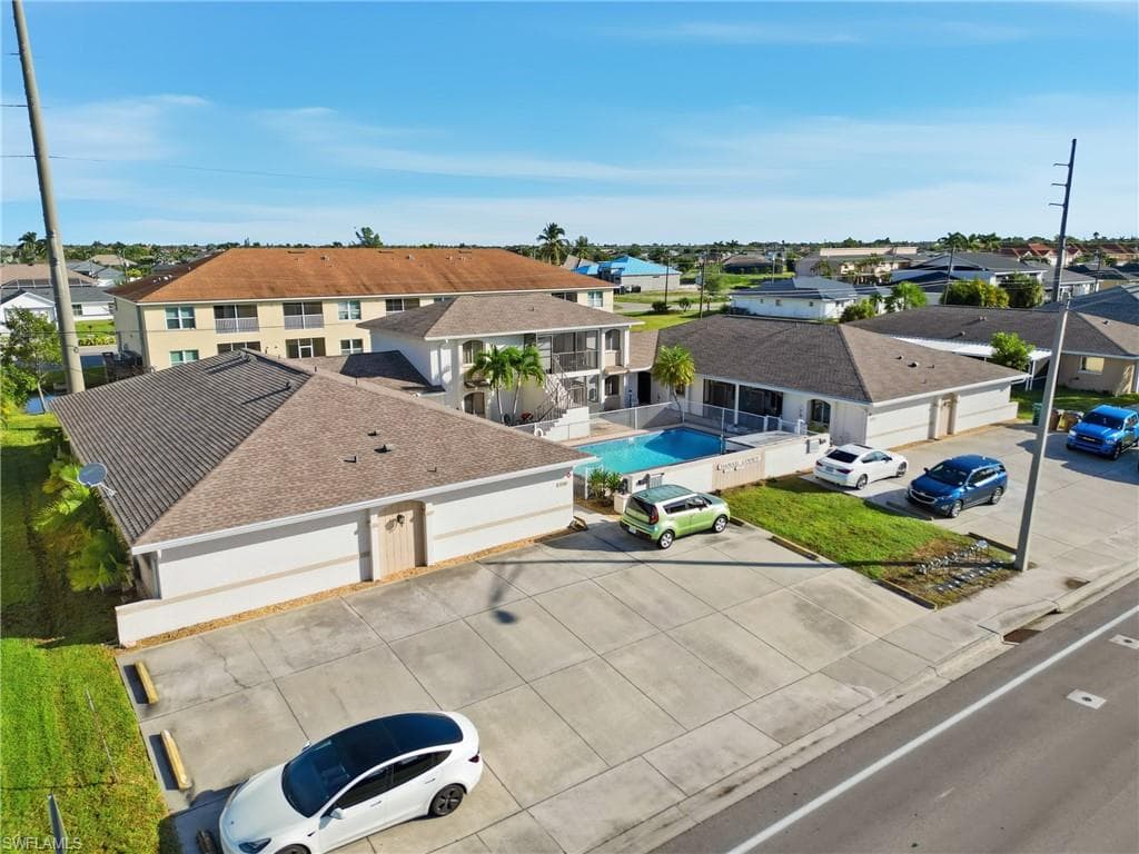 1113 Cape Coral PKWY W # 102, CAPE CORAL FL 33914-35
