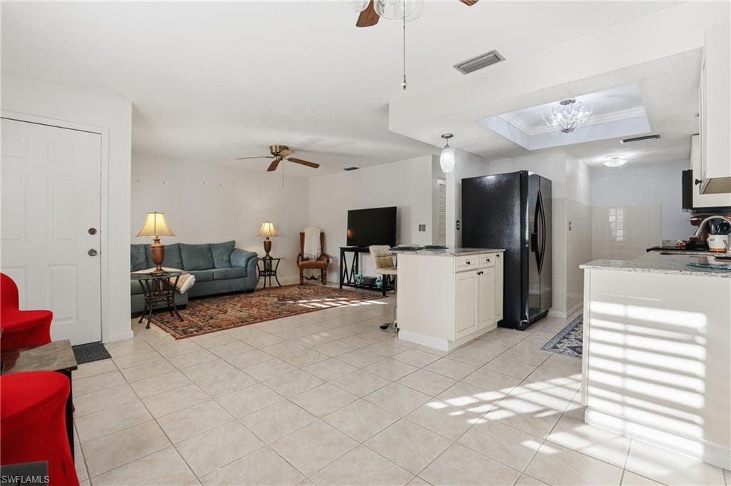 1113 Cape Coral PKWY W # 102, CAPE CORAL FL 33914-4