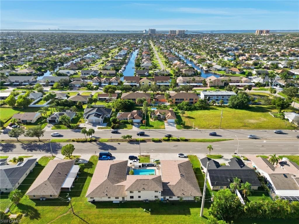 1113 Cape Coral PKWY W # 102, CAPE CORAL FL 33914-37