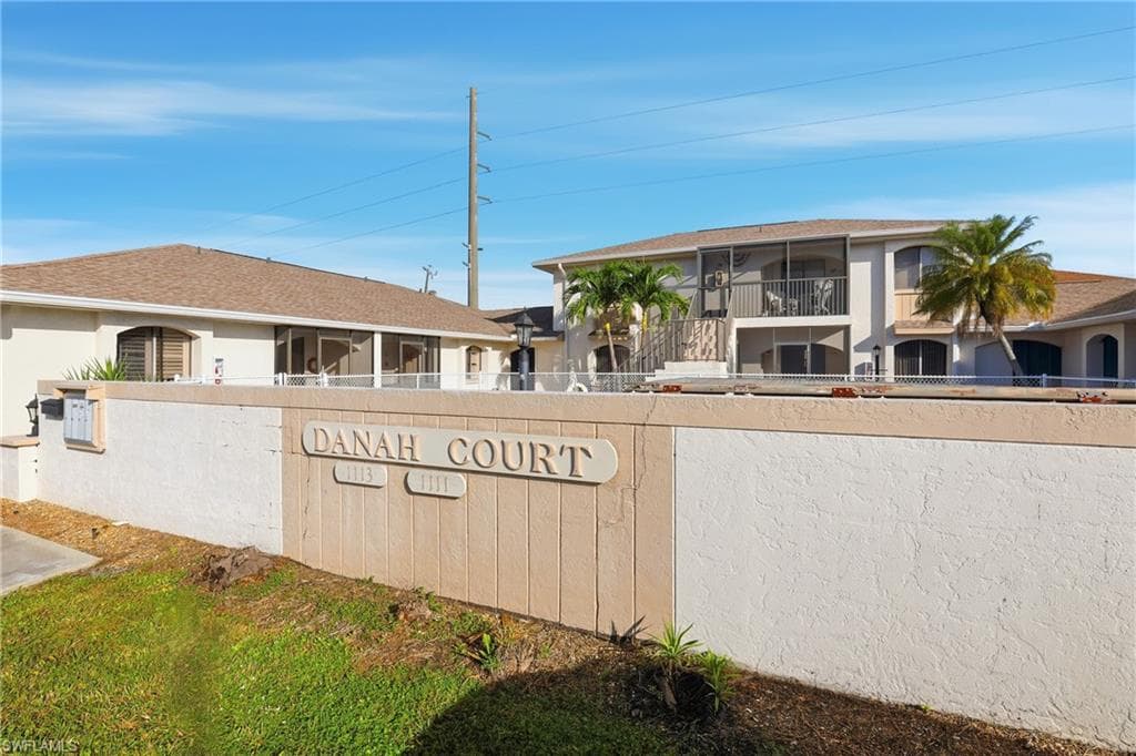 1113 Cape Coral PKWY W # 102, CAPE CORAL FL 33914-34