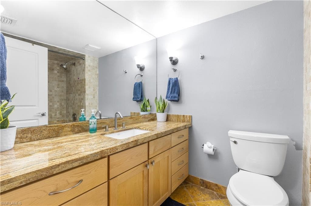 8870 Colonnades CT W # 336, BONITA SPRINGS FL 34135-11