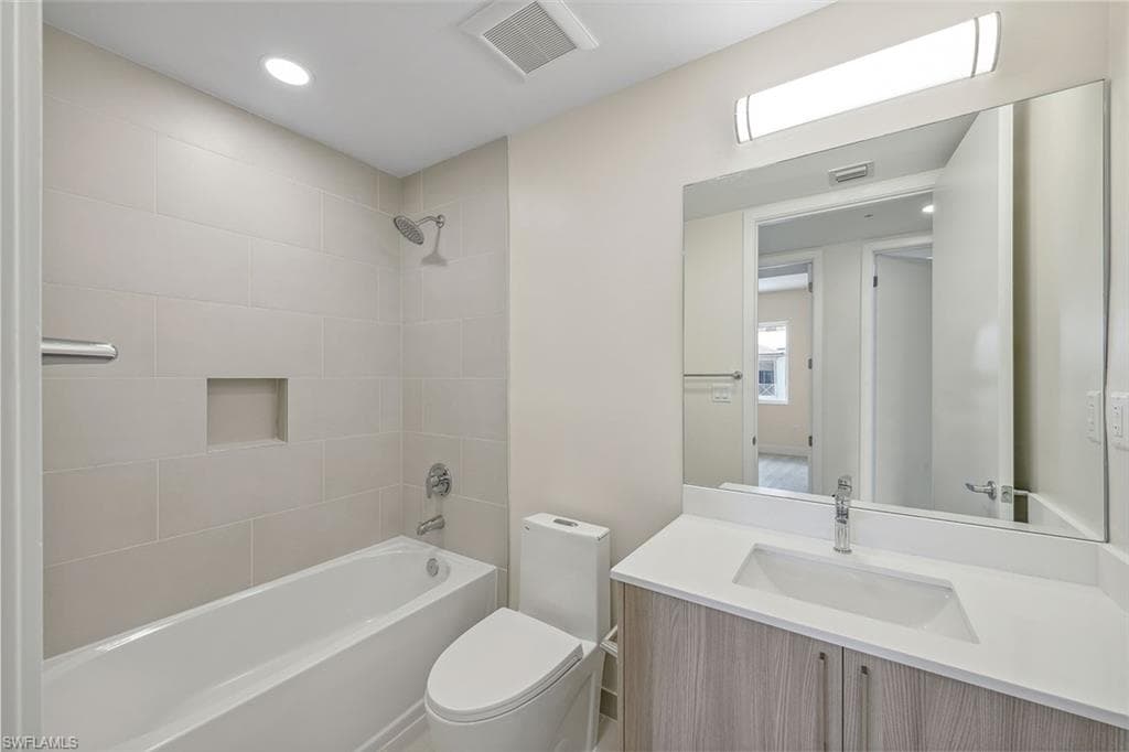26589 Rosewood Pointe DR 306-10
