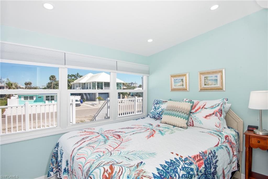 161 / 163 Mango ST, FORT MYERS BEACH FL 33931-15