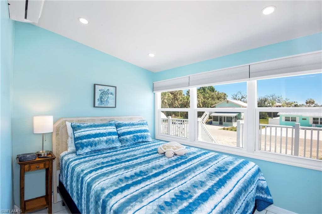 161 / 163 Mango ST, FORT MYERS BEACH FL 33931-19