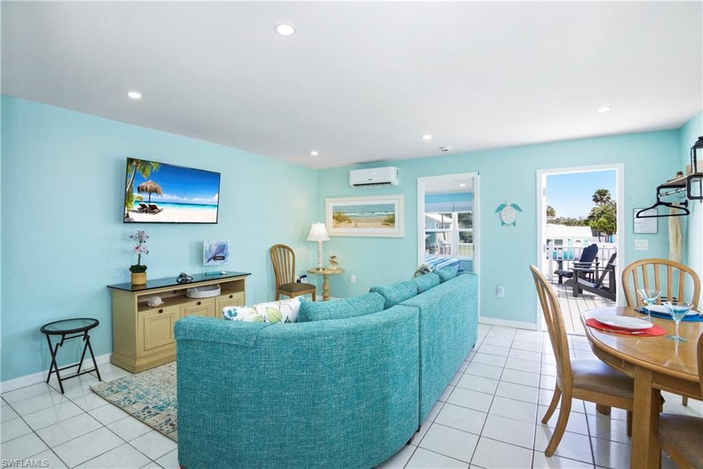 161 / 163 Mango ST, FORT MYERS BEACH FL 33931-8