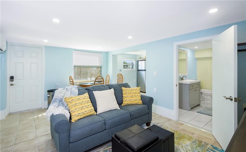 161 / 163 Mango ST, FORT MYERS BEACH FL 33931-23