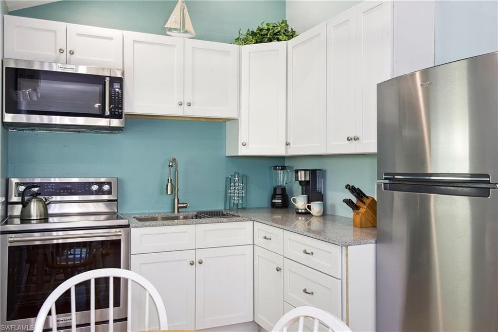 161 / 163 Mango ST, FORT MYERS BEACH FL 33931-39