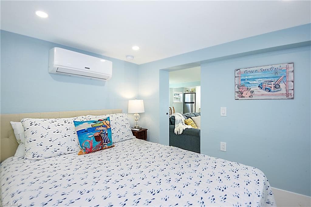 161 / 163 Mango ST, FORT MYERS BEACH FL 33931-28