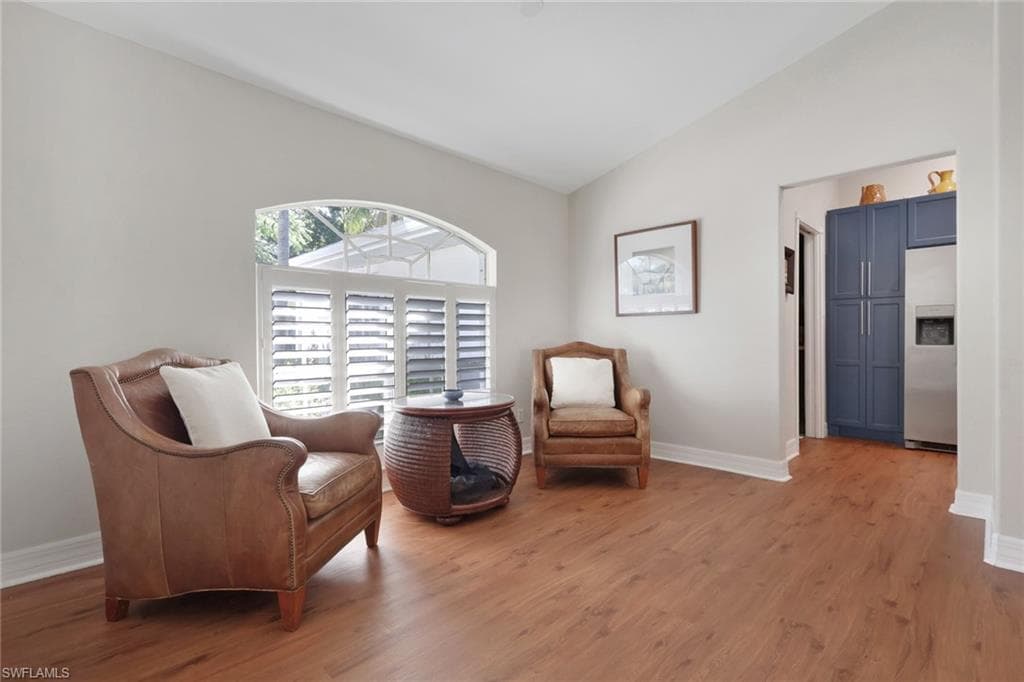 1377 Coconut DR, FORT MYERS FL 33901-6