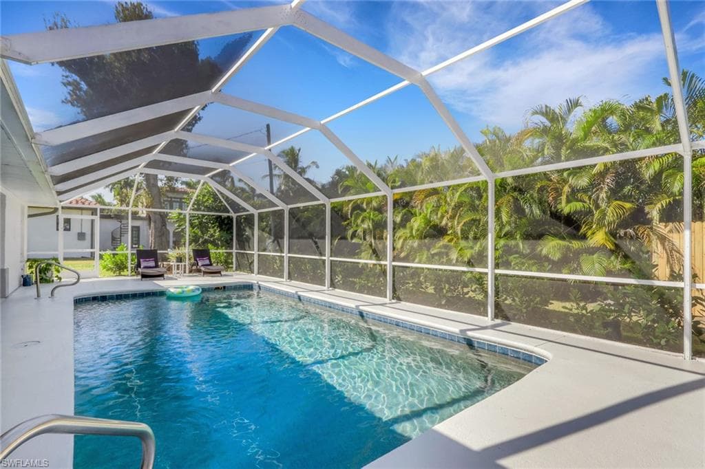 1377 Coconut DR, FORT MYERS FL 33901-33