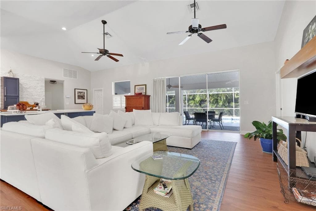 1377 Coconut DR, FORT MYERS FL 33901-9