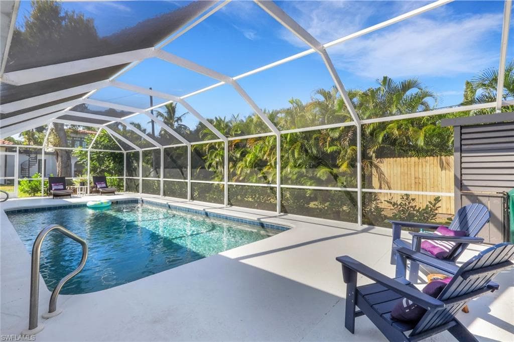 1377 Coconut DR, FORT MYERS FL 33901-32