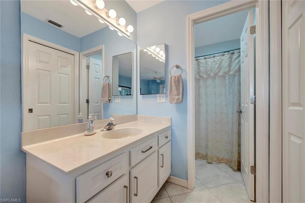 1315 Mainsail DR # 1112, NAPLES FL 34114-23