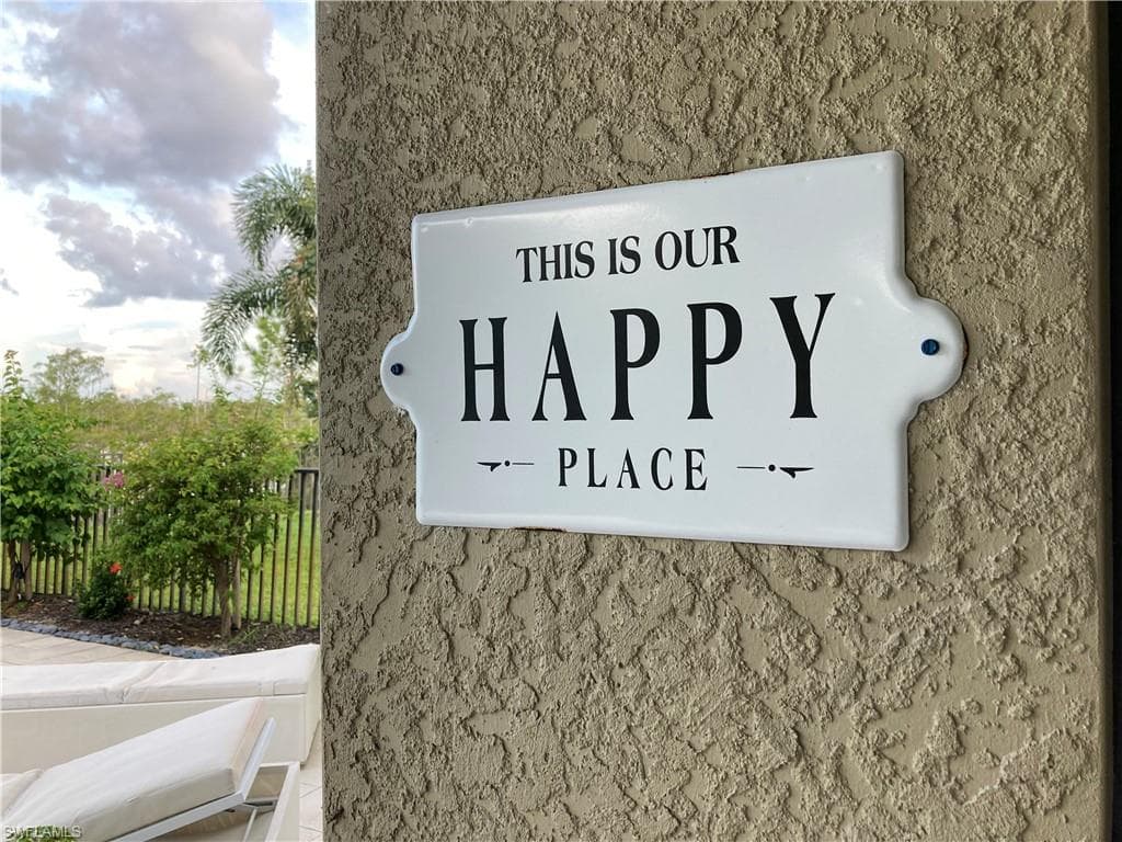 3295 Tahoe CT, NAPLES FL 34119-18