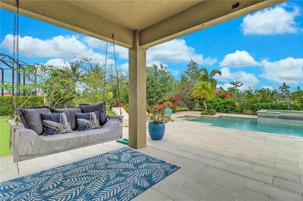 3295 Tahoe CT, NAPLES FL 34119-21