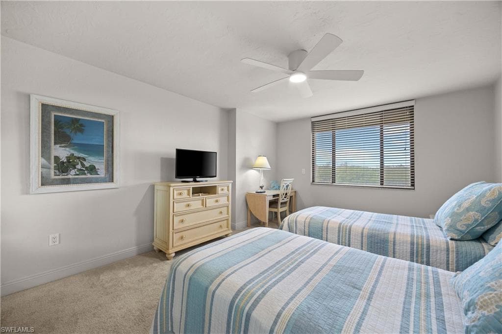 15 Bluebill AVE # 103s, NAPLES FL 34108-16