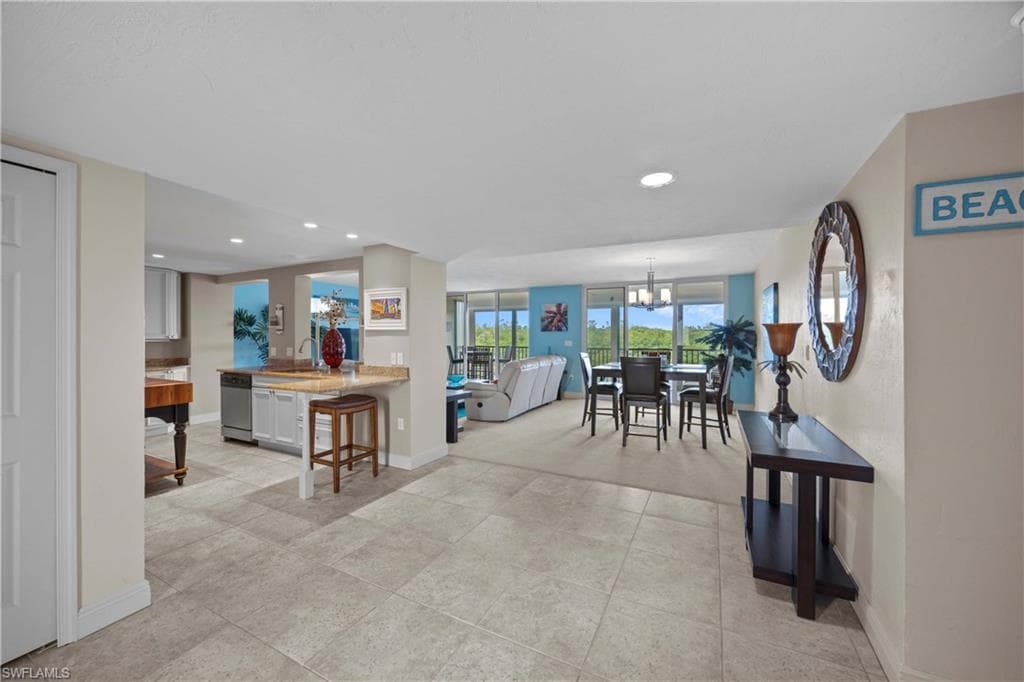 15 Bluebill AVE # 103s, NAPLES FL 34108-11