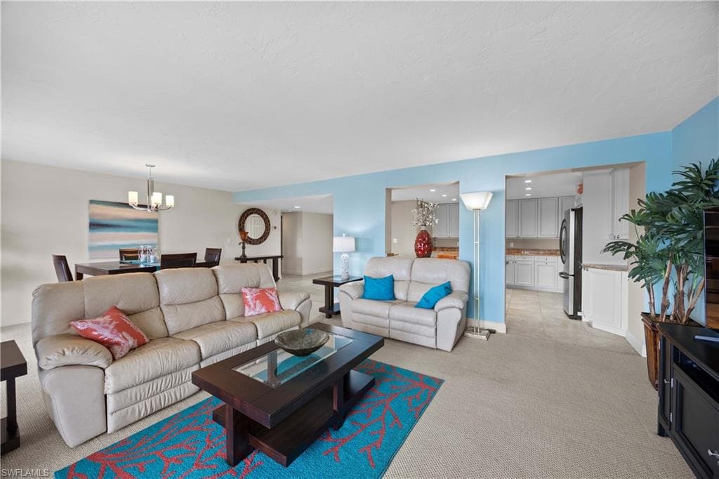 15 Bluebill AVE # 103s, NAPLES FL 34108-18