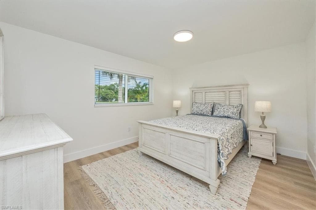 3560 Corana WAY, NAPLES FL 34105-11