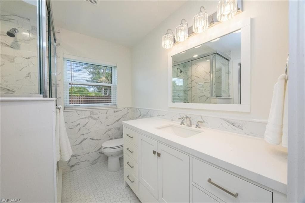 3560 Corana WAY, NAPLES FL 34105-13