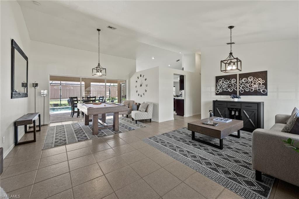 1517 Graduate CT, LEHIGH ACRES FL 33971-1