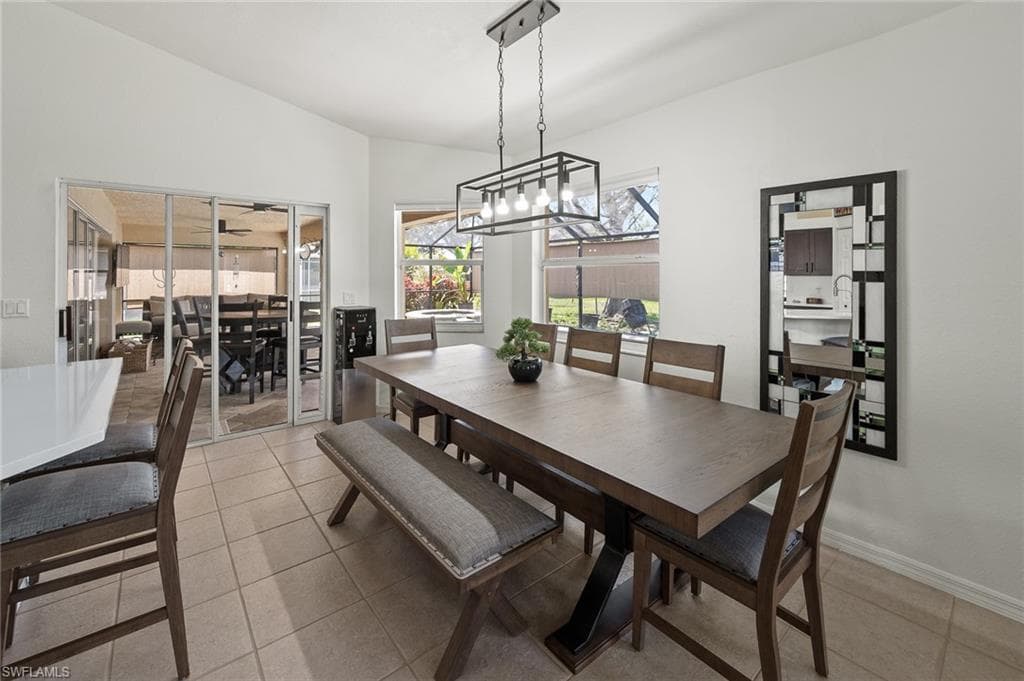 1517 Graduate CT, LEHIGH ACRES FL 33971-8