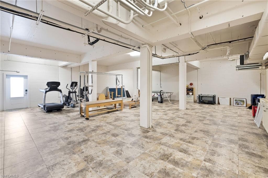 40 32nd AVE S-45