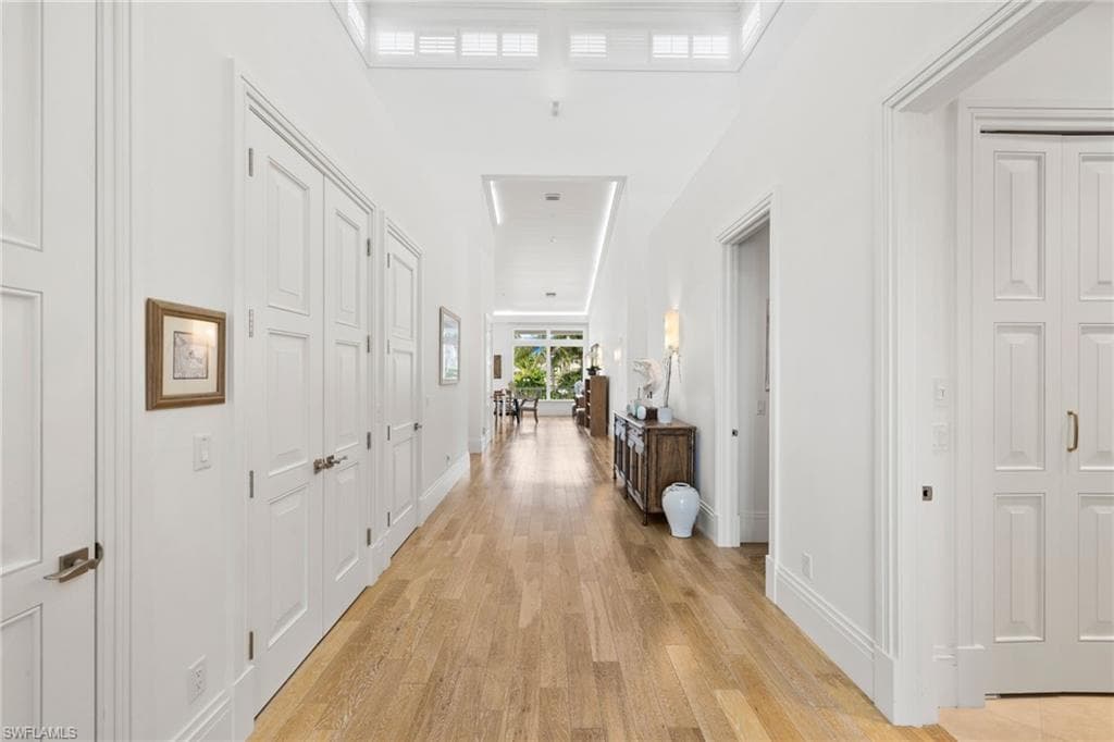 40 32nd AVE S-27