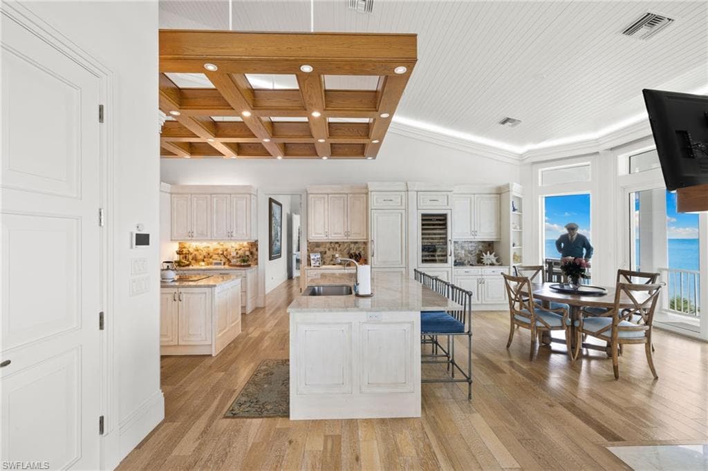 40 32nd AVE S-19