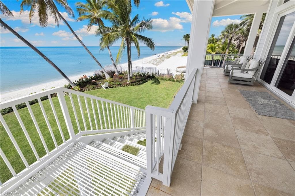 40 32nd AVE S-44