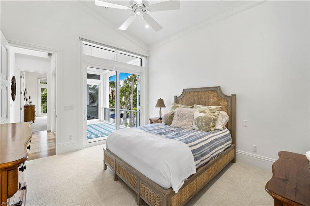 40 32nd AVE S-38