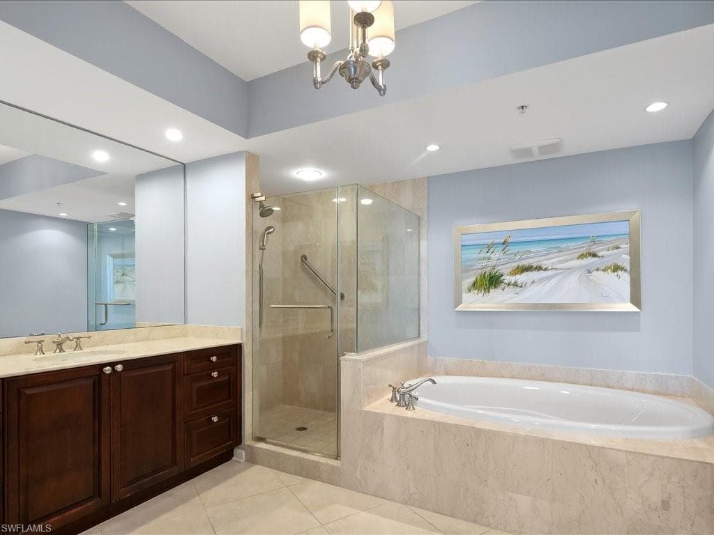 1050 Borghese LN # 1804, NAPLES FL 34114-13