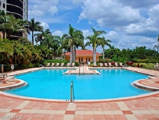 1050 Borghese LN # 1804, NAPLES FL 34114-28