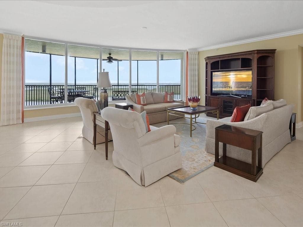 1050 Borghese LN # 1804, NAPLES FL 34114-7