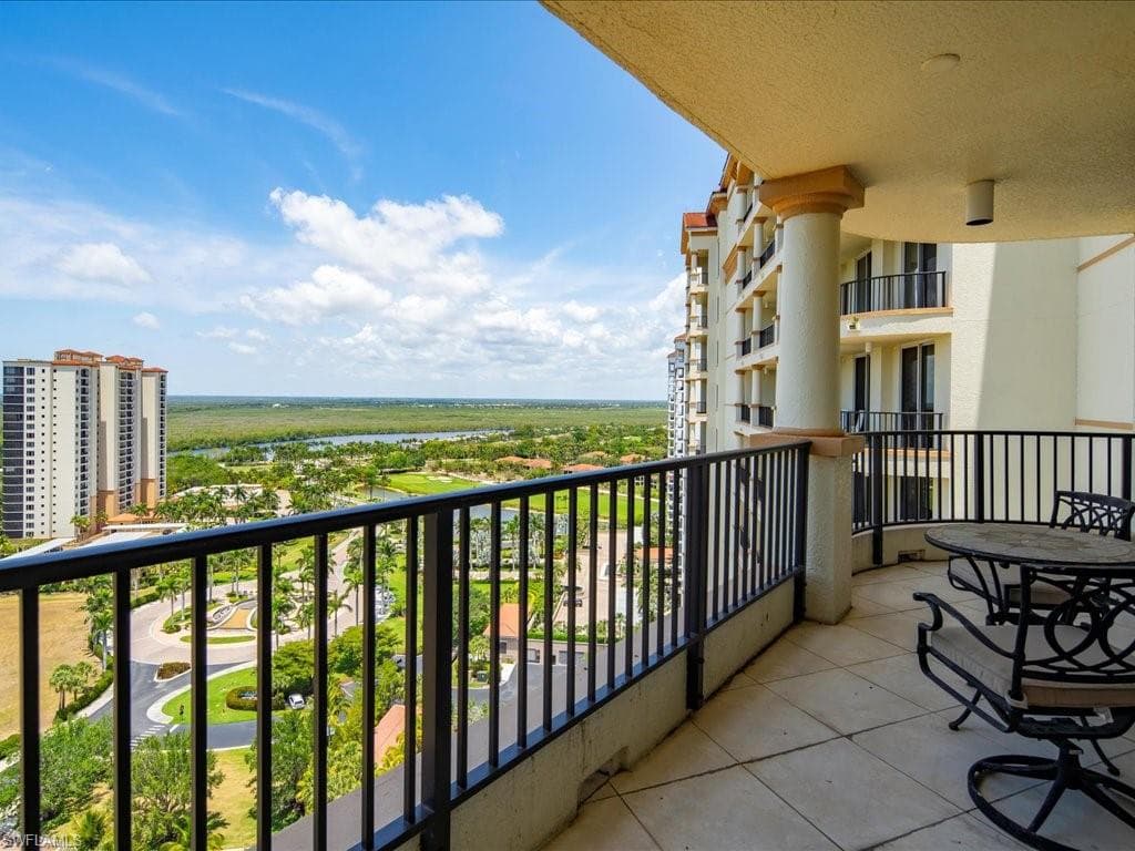 1050 Borghese LN # 1804, NAPLES FL 34114-24