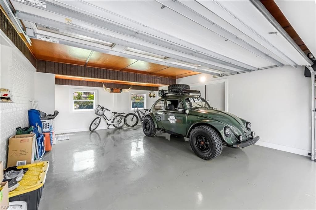 9856 Tonya CT, BONITA SPRINGS FL 34135-19