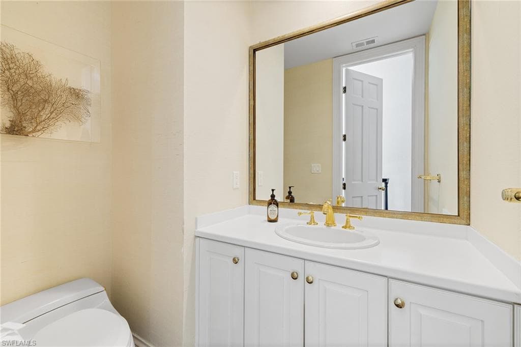 156 Colonade CIR # 1107, NAPLES FL 34103-11