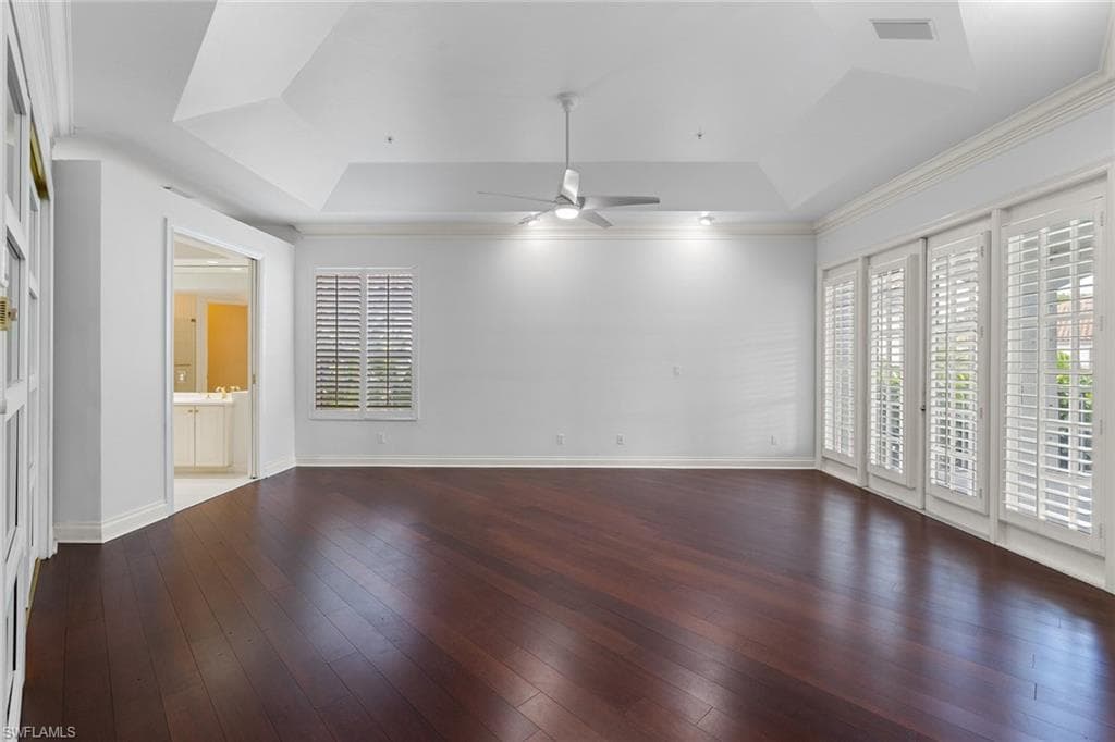 156 Colonade CIR # 1107, NAPLES FL 34103-17