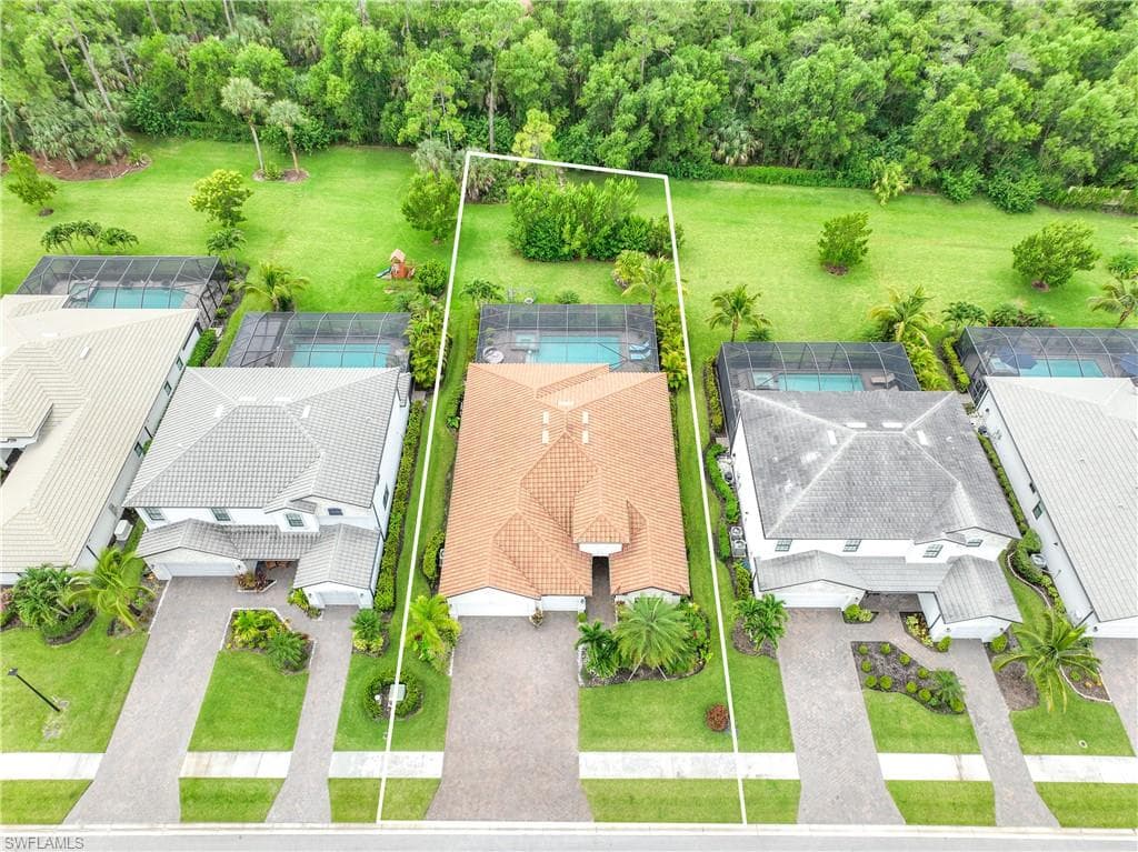 2098 Antigua LN, NAPLES FL 34120-31