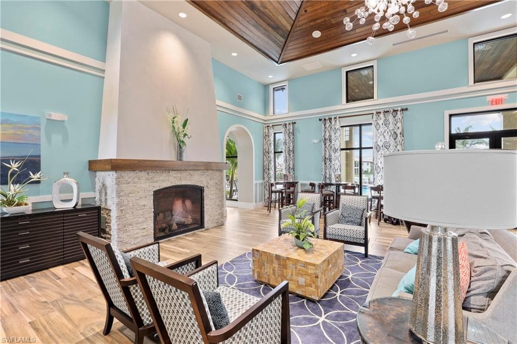 2098 Antigua LN, NAPLES FL 34120-38