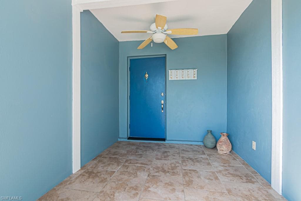 3375 Boca Ciega DR, NAPLES FL 34112-2