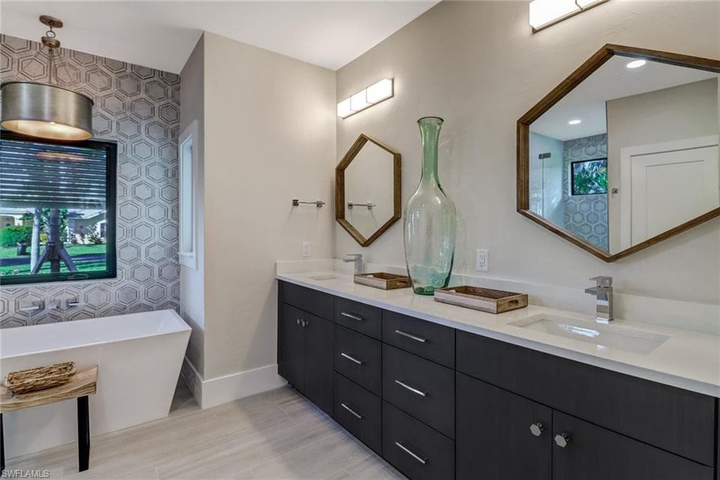 28070 Winthrop CIR, BONITA SPRINGS FL 34134-14