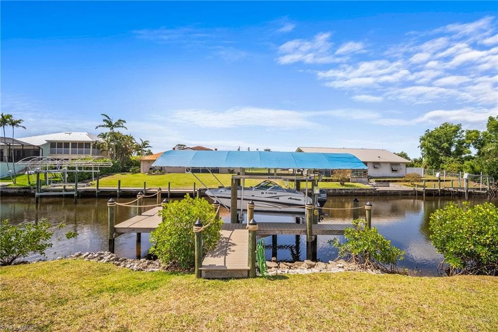20640 Porthole CT, ESTERO FL 33928-33