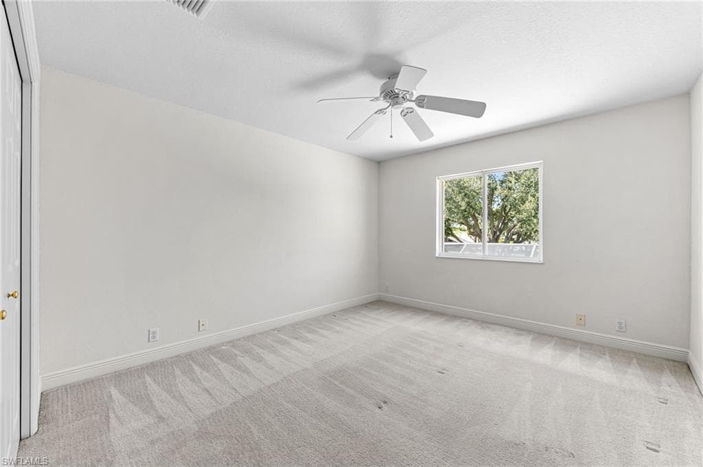 20171 Eagle Glen WAY, ESTERO FL 33928-19