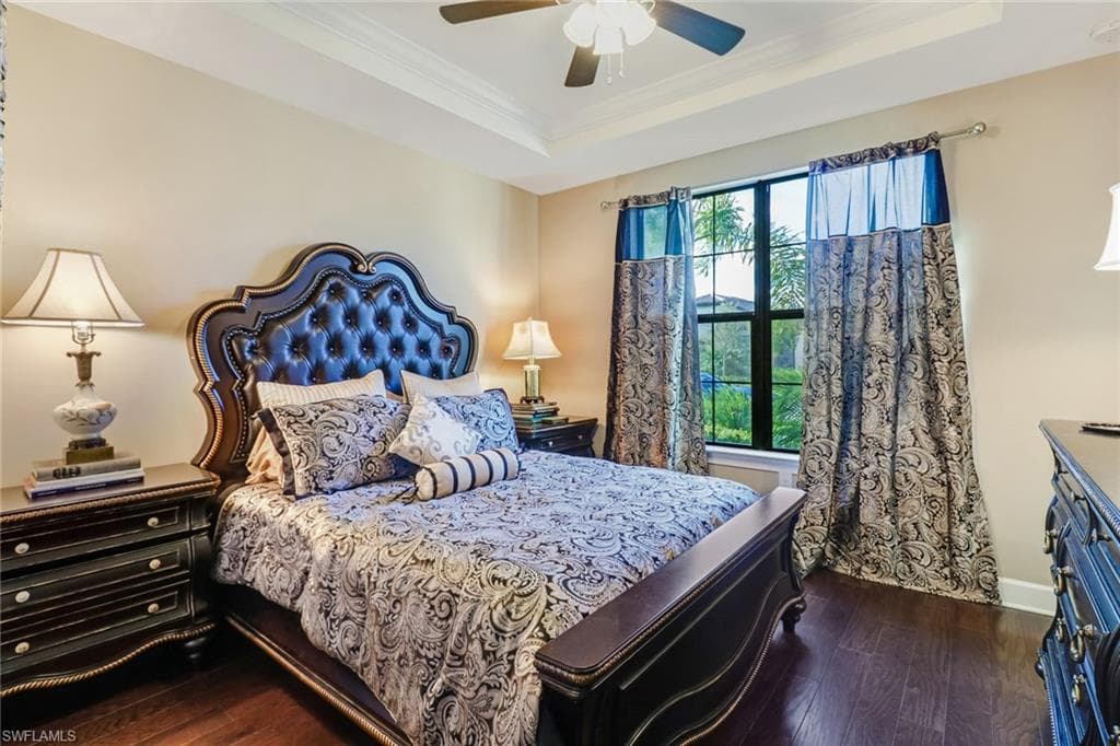 7567 Winding Cypress DR, NAPLES FL 34114-15