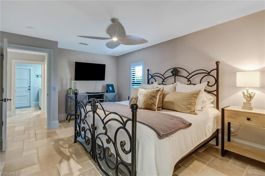 28567 Clinton LN, BONITA SPRINGS FL 34134-12