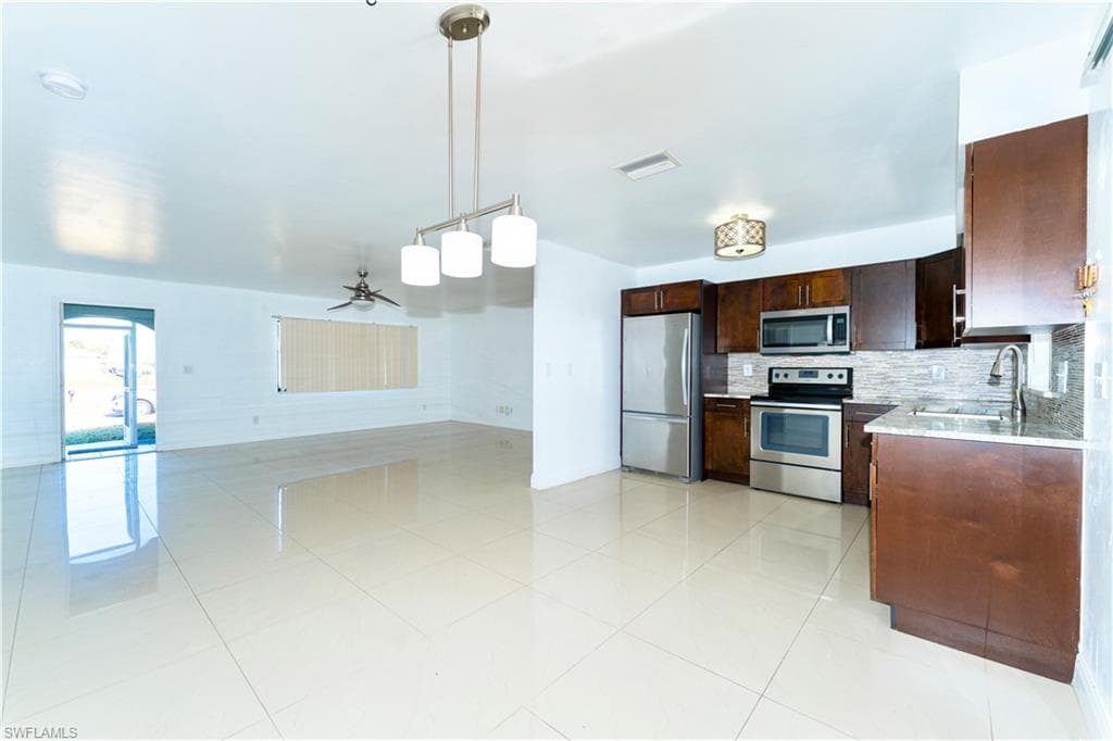 224 NE 9th TER-45