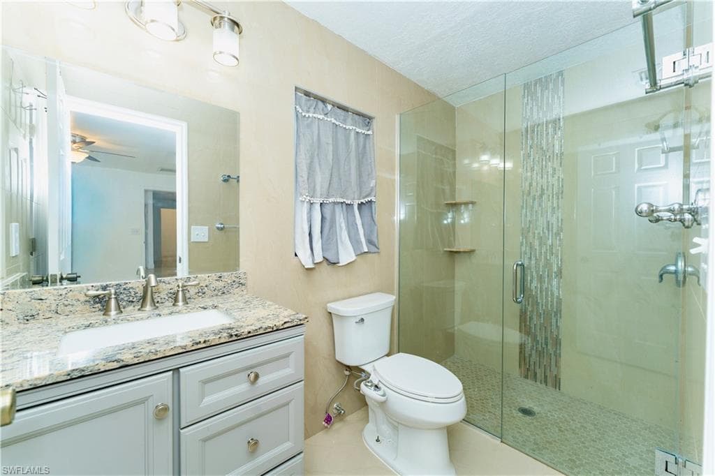 224 NE 9th TER-6